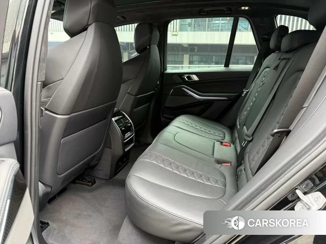 BMW X5 M id 4260586 из Китая 15