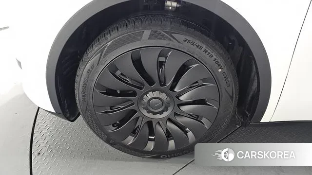 Tesla Model Y id 3036545 из Кореи 15