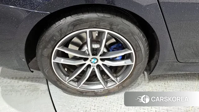 BMW 5 Series (G30) id 3467726 из Кореи 15