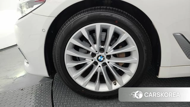 BMW 5 Series (G30) id 4520715 из Кореи 28