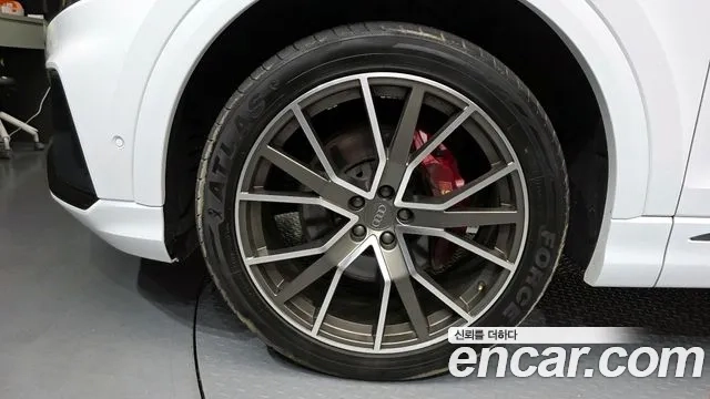 Audi Q8 (4M) id 2912320 из Кореи 15