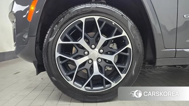 Jeep Grand Cherokee (WL) id 3711636 из Кореи 15