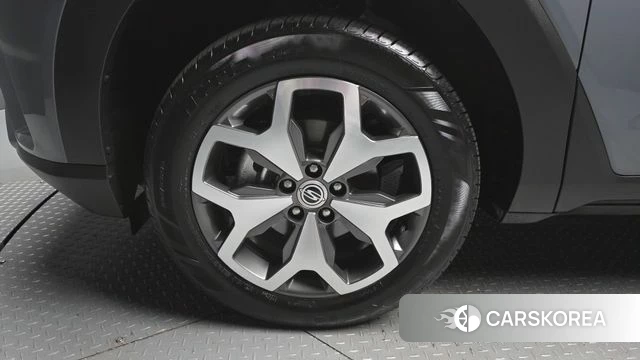 Ssangyong Torres id 3883687 из Кореи 15