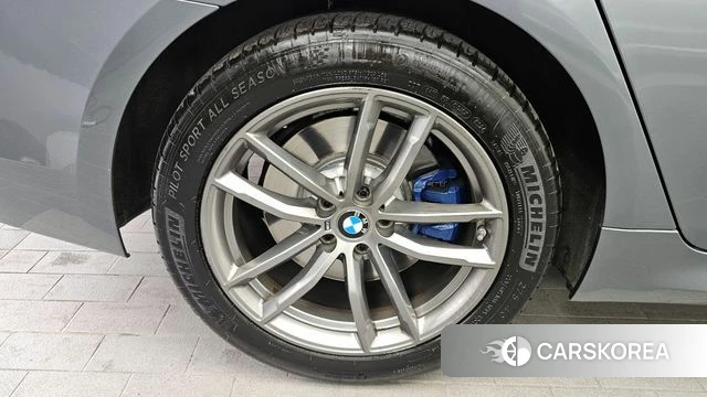 BMW 5 Series (G30) id 4233210 из Кореи 29