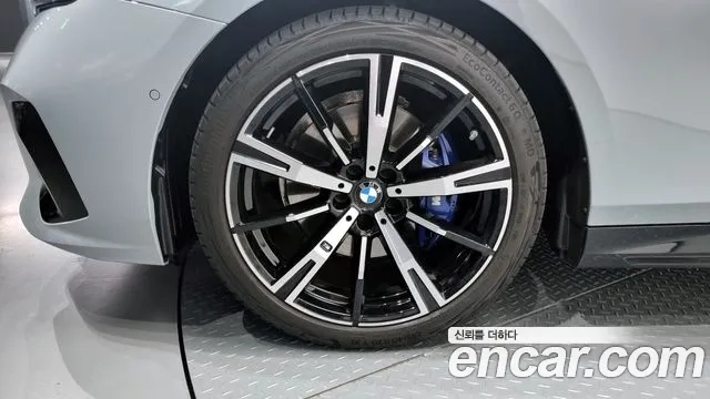 BMW 5 Series (G60) id 2862507 из Кореи 15