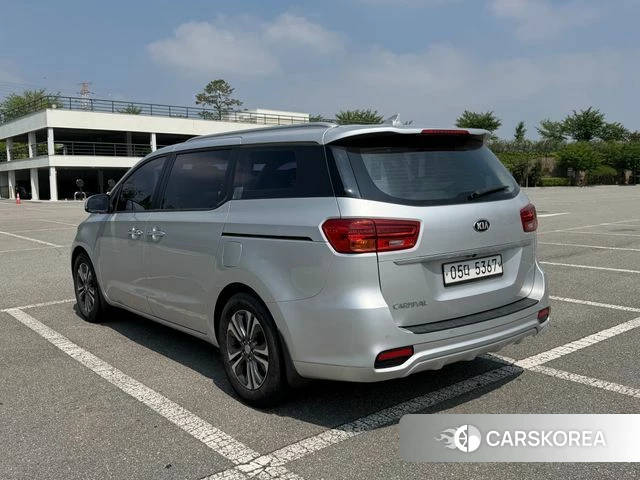Kia The New Carnival id 4448082 из Кореи 15