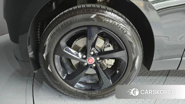 Jaguar F-PACE id 4384602 из Кореи 28