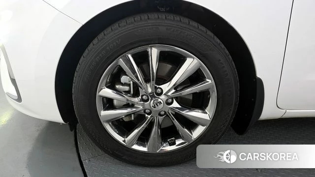 Kia The New Carnival id 3885421 из Кореи 15