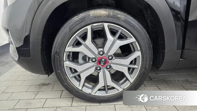 Kia Seltos id 4384388 из Кореи 31