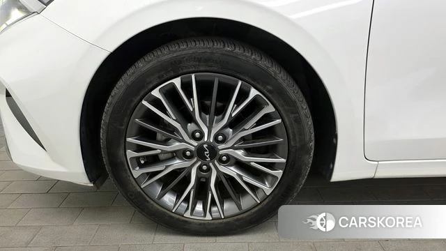 Kia The New K3 2nd generation id 3915732 из Кореи 15