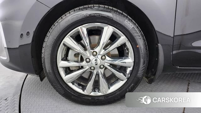 Kia The New Carnival id 3886456 из Кореи 15