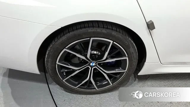 BMW 5 Series (G30) id 3459063 из Кореи 15