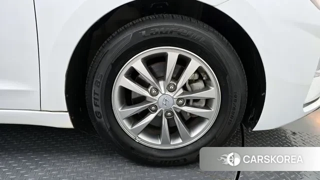 Hyundai The New Avante AD id 3302794 из Кореи 15