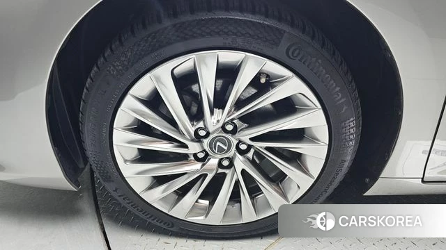 Lexus ES300h 7th generation id 4776231 из Кореи 28