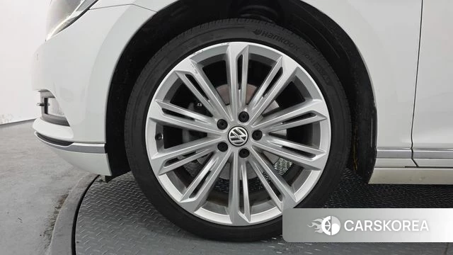 Volkswagen Passat GT (B8) id 3966363 из Кореи 15