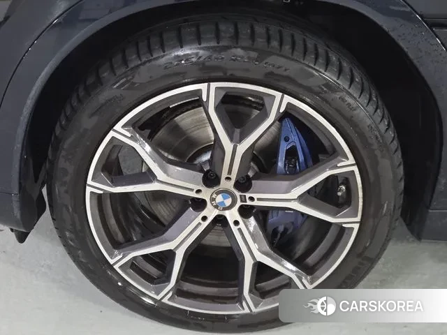 BMW X6 (G06) id 3338729 из Кореи 15