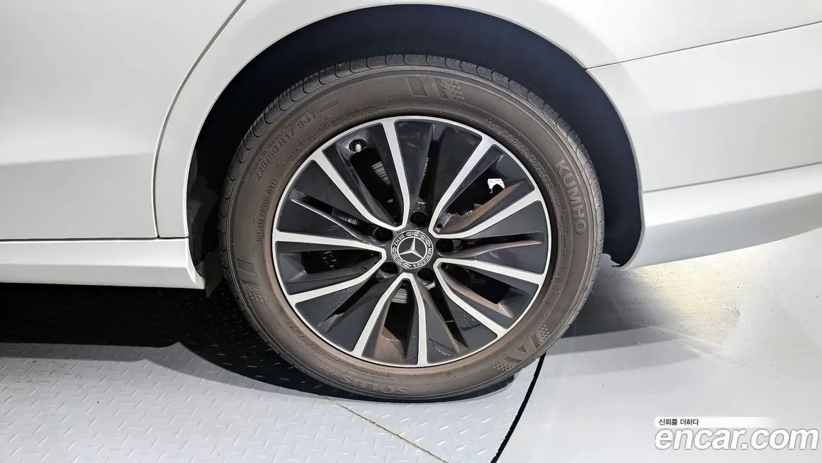 Mercedes-Benz C-Class W205 id 1870398 из Кореи 15