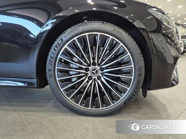 Mercedes-Benz E-Class W214 id 3559996 из Кореи 13