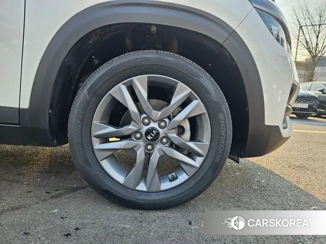 Kia Seltos id 3616579 из Кореи 15