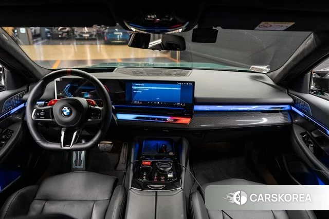 BMW M5 (G90) 2026 Зеленый из Кореи, фото 5