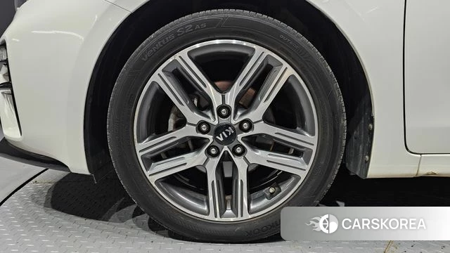 Kia Come New K3 id 4776366 из Кореи 15