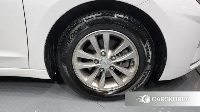 Hyundai The New Avante AD id 3526117 из Кореи 15