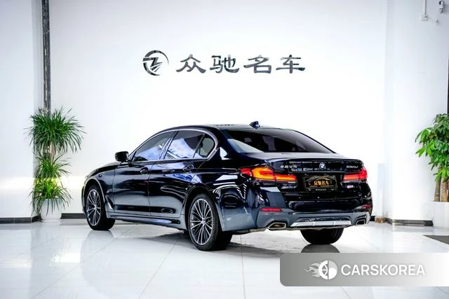 BMW 5 series 2023 Черный из Китая, фото 6