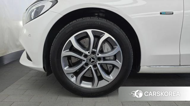 Mercedes-Benz C-Class W205 id 4417111 из Кореи 28