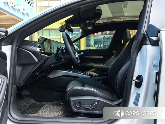 Audi A5L Sportback id 4290401 из Китая 11