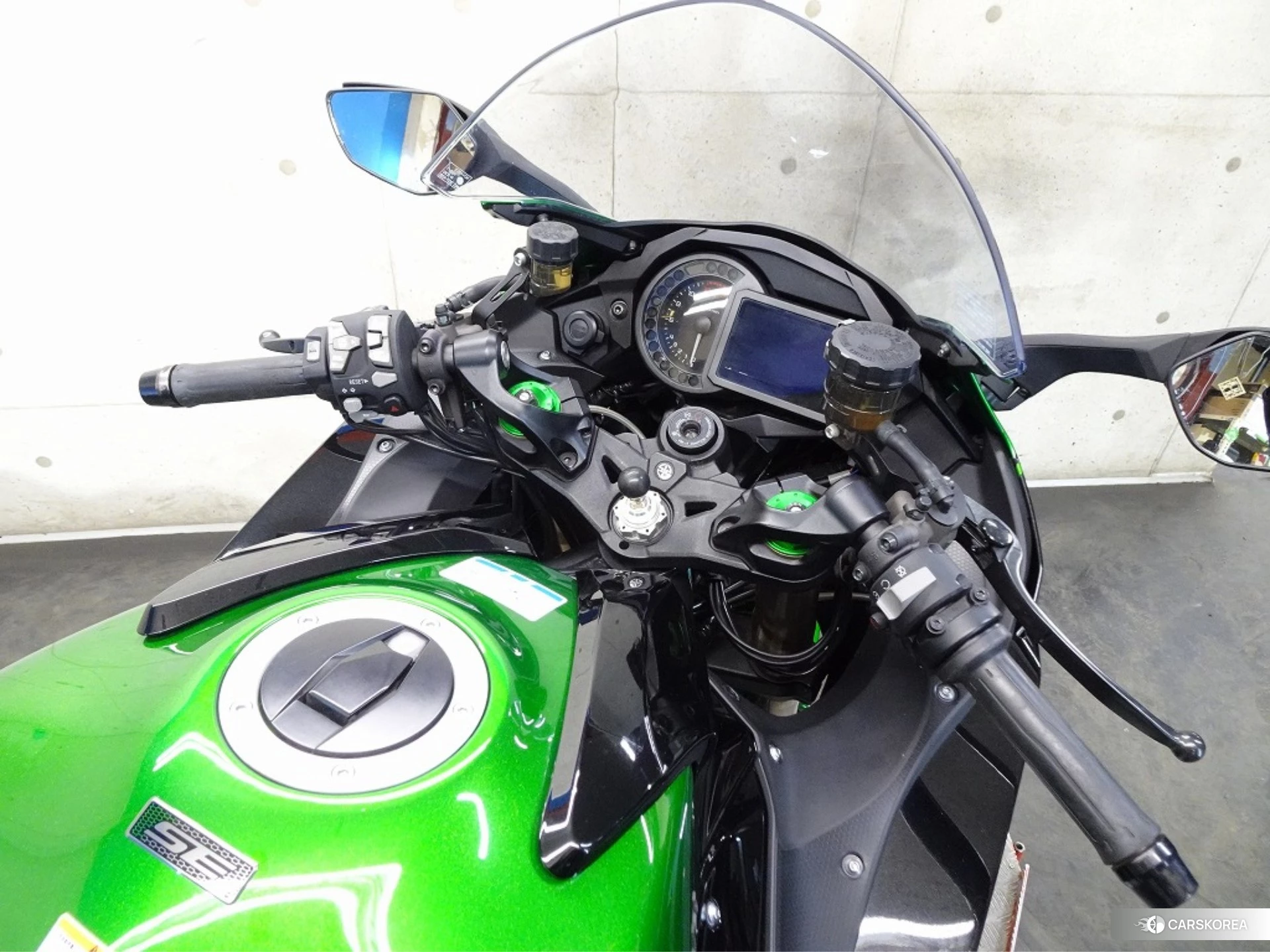 Kawasaki NINJA H2 SX SE id 4192778 из Японии 26