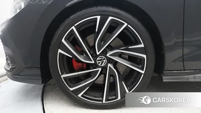 Volkswagen Golf 8th Generation id 3758449 из Кореи 15