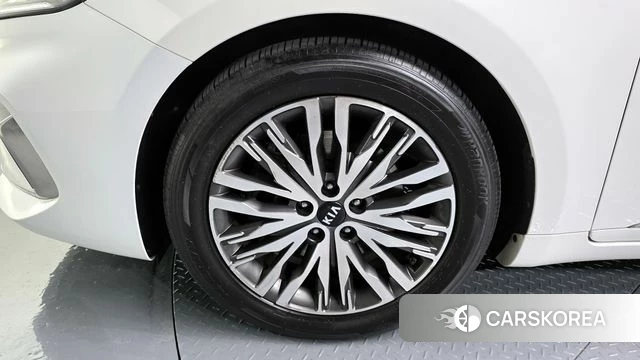 Kia K7 Premier id 3885350 из Кореи 15