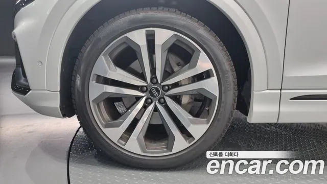 Audi Q8 (4M) id 2832363 из Кореи 15