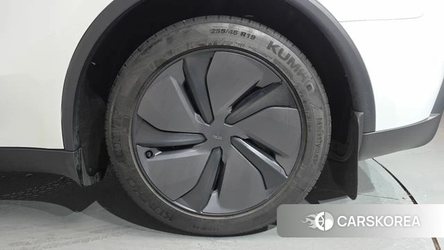 Tesla Model Y id 3850190 из Кореи 15