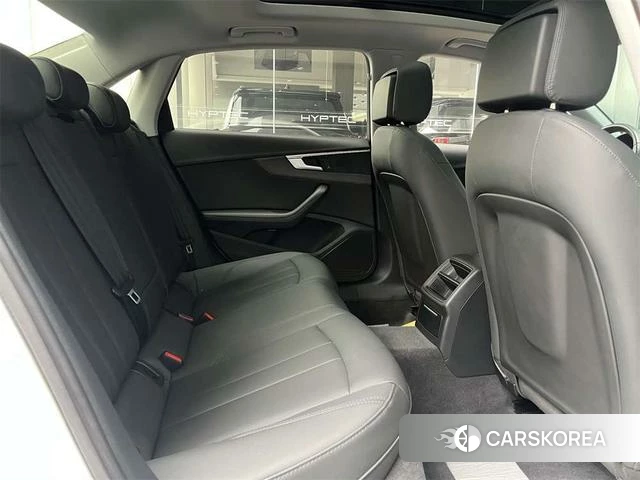 Audi A4L id 4274232 из Китая 8