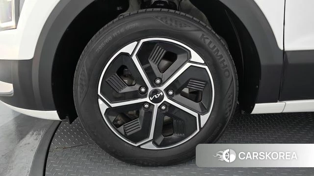 Kia Di Ol Nu Niro id 4433878 из Кореи 15