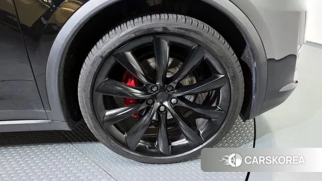 Tesla Model X id 3165997 из Кореи 15