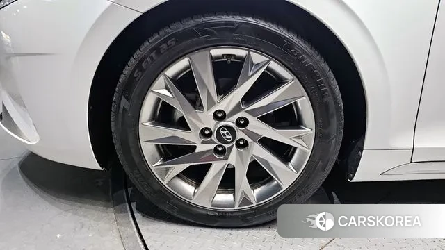 Hyundai The New Grandeur IG Hybrid id 3772453 из Кореи 15