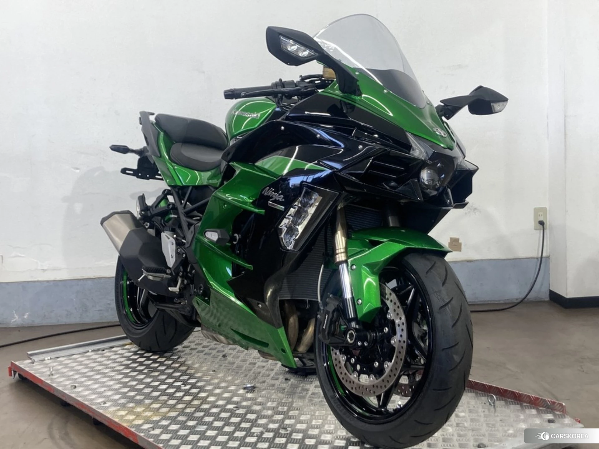 Kawasaki NINJA H2 SX SE 2019 из Японии, фото 3