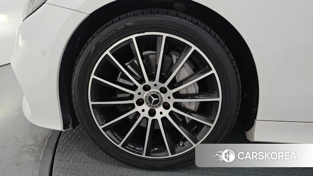 Mercedes-Benz E-Class W213 id 4397337 из Кореи 32