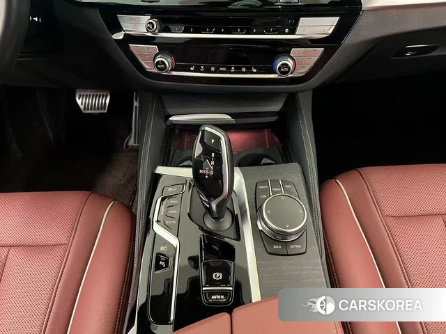 BMW 5 series PHEV id 4274661 из Китая 19
