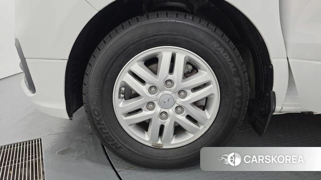 Hyundai The New Grand Starex id 4411259 из Кореи 15
