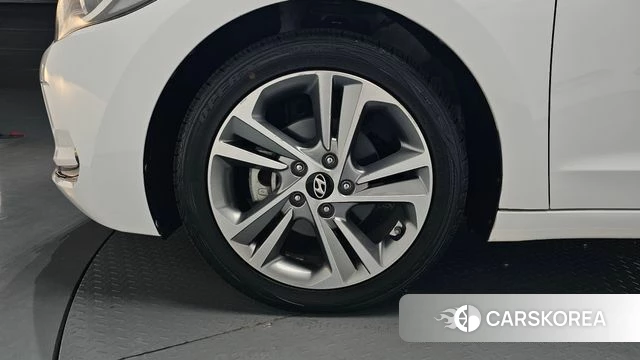 Hyundai Avante AD id 4471770 из Кореи 15