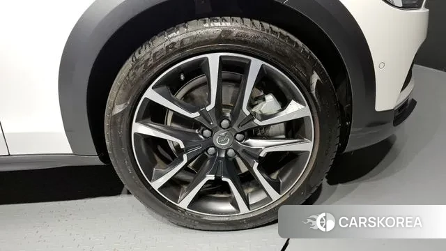 Volvo V90 Cross-Country id 3279447 из Кореи 15