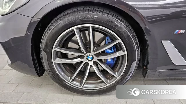 BMW 5 Series (G30) id 3011625 из Кореи 15