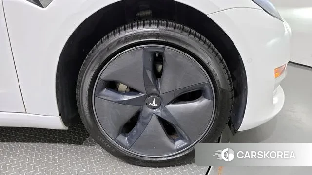 Tesla Model 3 id 3023925 из Кореи 15