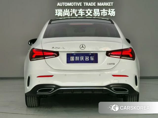 Mercedes-Benz Class A 2023 Белый из Китая, фото 5
