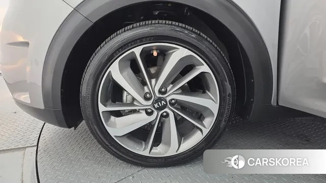 Kia Niro id 3265180 из Кореи 15