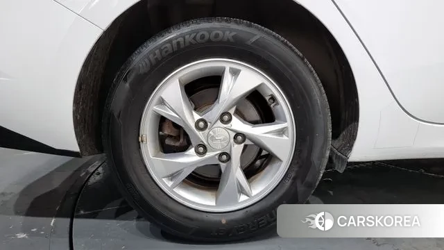 Hyundai Avante (CN7) id 3478938 из Кореи 15