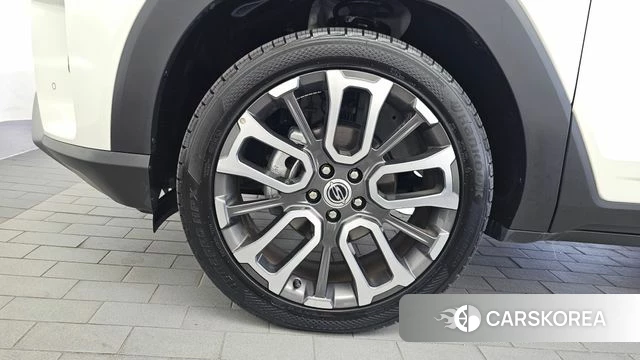 Ssangyong Torres id 4898975 из Кореи 31